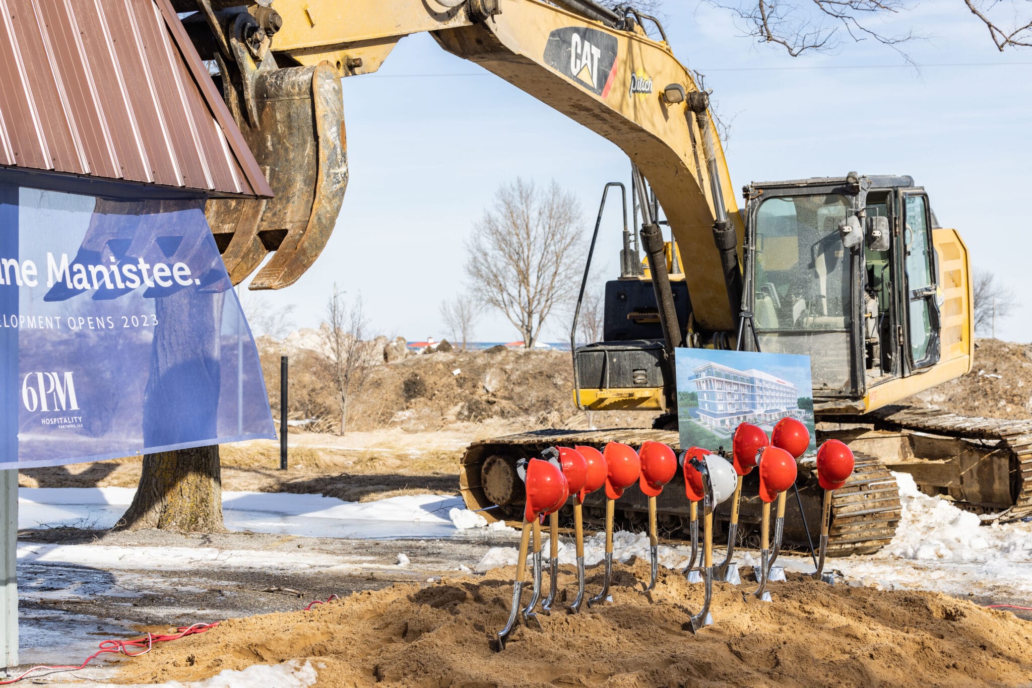 6PM launches Manistee beachfront hotel Pioneer Construction